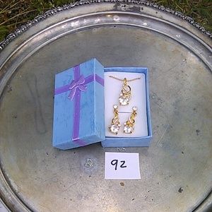 necklace and earring set